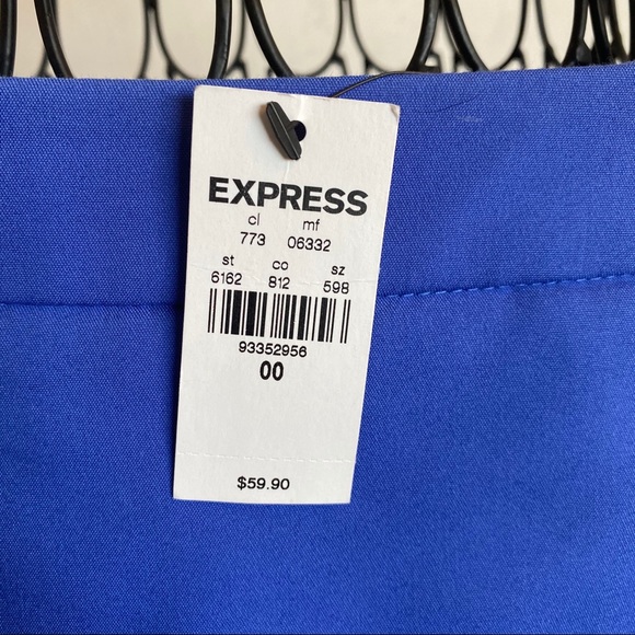 NWT! express skort | 00 - Picture 2 of 6